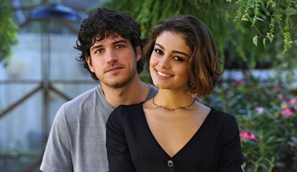 Marco e Sophie esto atualmente no ar como o casal Bento e Amora em Sangue bom (Tv Globo/Divulgao)