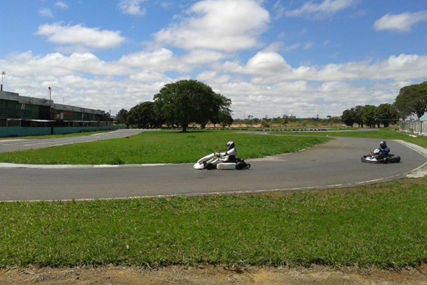 Karts à venda  UAI Fórmula Kart