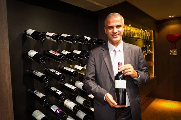 Nuno Pereira, da 21 Wine Store, diz que os vinhos latino-americanos ganharam Portugal
 (Gilberto Evangelista/Divulgao)