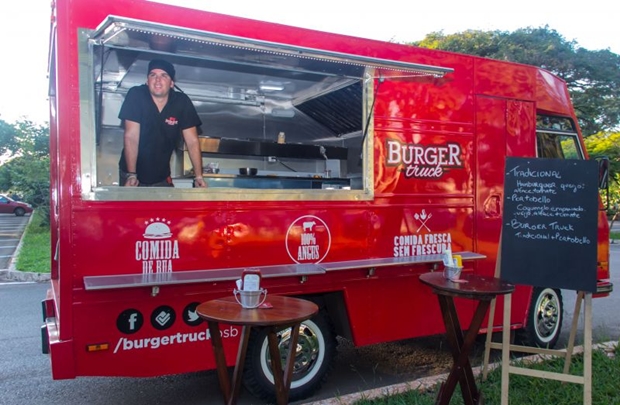 Miguel Lopes comandar os servios do Burger Truck  (Rmulo Juracy/Divulgao)