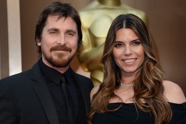 Christian Bale e Sibi Blazic esto juntos h 14 anos (Robyn Beck/AFP Photo)