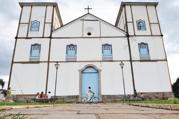 A igreja matriz Nossa Senhora do Rosrio  um dos cartes-postais da cidade (Edilson Rodrigues/CB/D.A Press)