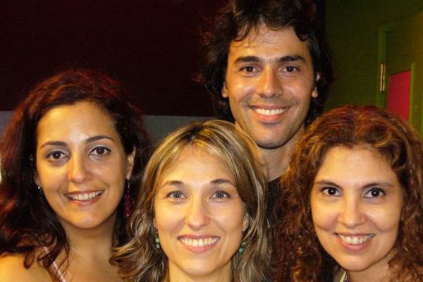  O trio vocal Folia, formado pelas cantoras Cacala Carvalho, Eliane Tassis e dirigido por Cludio Lins (Gilberto Figueiredo/Divulgao)