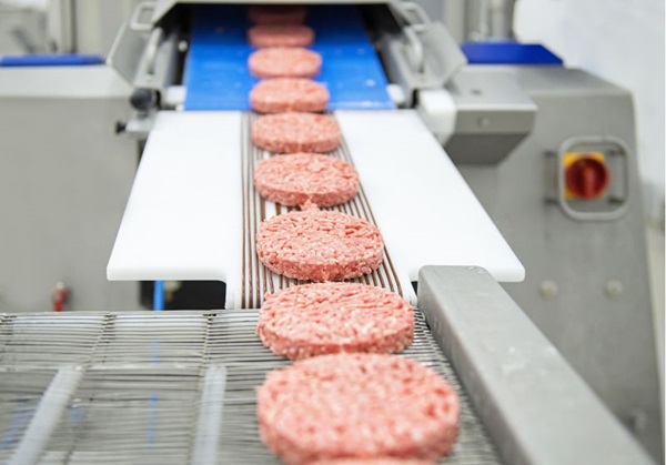 Cerca de 2 milhões de hambúrgueres por mês é a produção prevista para a nova fábrica da Madero (Gerson Lima/Divulgação)