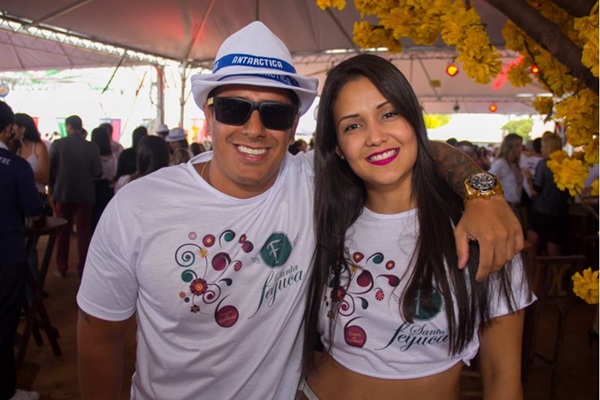 Romulo Juracy/Esp.CB/D.A Press ( Andrett Costa e Annie Alves na Santa Feijuca, na Orla do Lago (edição 215)) Romulo Juracy/Esp.CB/D.A Press ( Andrett Costa e Annie Alves na Santa Feijuca, na Orla do Lago (edição 215))