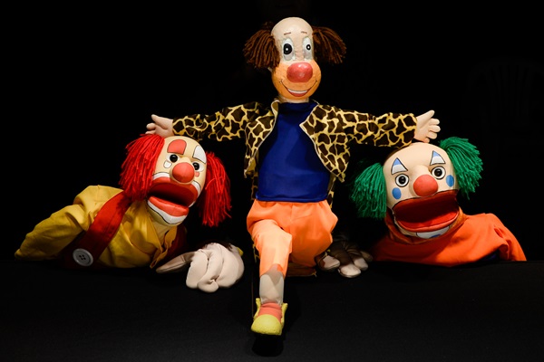Rocambole e Bolacha querem salvar o circo Pano de Roda (Bagagem Cia. de bonecos/ Divulgação ) Rocambole e Bolacha querem salvar o circo Pano de Roda (Bagagem Cia. de bonecos/ Divulgação )