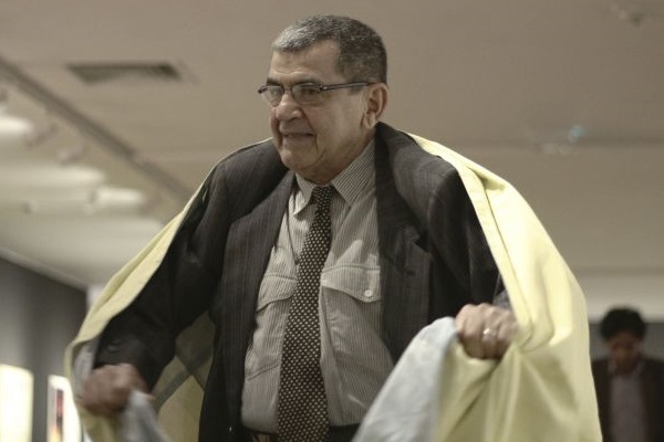 Ivald chegou a fazer uma performance na abertura da exposio, na Caixa Cultural (Mauricio Fonteles/Divulgao)