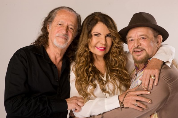 O grande encontro, Elba Ramalho, Alceu Valença e Geraldo Azevedo reuniram 3 mil pessoas, na última sexta-feira, no Auditório Master do Centro de Convenções Ulysses Guimarães (Livio Campos/Divulgação) O grande encontro, Elba Ramalho, Alceu Valença e Geraldo Azevedo reuniram 3 mil pessoas, na última sexta-feira, no Auditório Master do Centro de Convenções Ulysses Guimarães (Livio Campos/Divulgação)