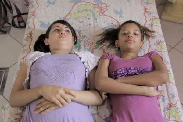 O filme As aventuras de Larissa e Cassiane é uma das atrações em festival no CCBB
(Marta Azevedo/FIPC-Divulgação) O filme As aventuras de Larissa e Cassiane é uma das atrações em festival no CCBB
(Marta Azevedo/FIPC-Divulgação)