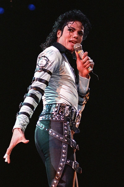Astro do pop Michael Jackson será homenageado em filme biográfico (STF)