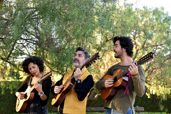 'O tocador da viola' vai de folk  msica regional brasileiro
 (Zuleika de Souza/Divulgao)
