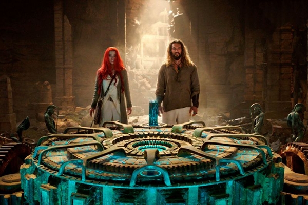 Ecltico, 'Aquaman' tem momentos de 'Mamma Mia!', 'Avatar' e 'A rf' (Reproduo/Internet)