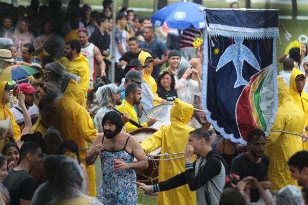 O bloco Suvaco da Asa faz parte do pr-carnaval de Braslia (Luis Nova/Esp. CB/D.A Press)