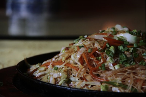 O macarrão de arroz é refeição tradicional da China (Ana Rayssa/Esp. CB/D.A Press
)
